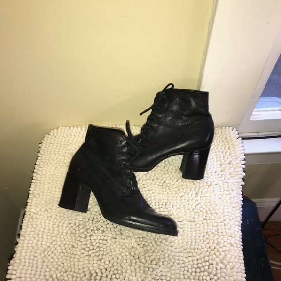 Diba leather lace up heeled booties 6.5 - Picture 11 of 14